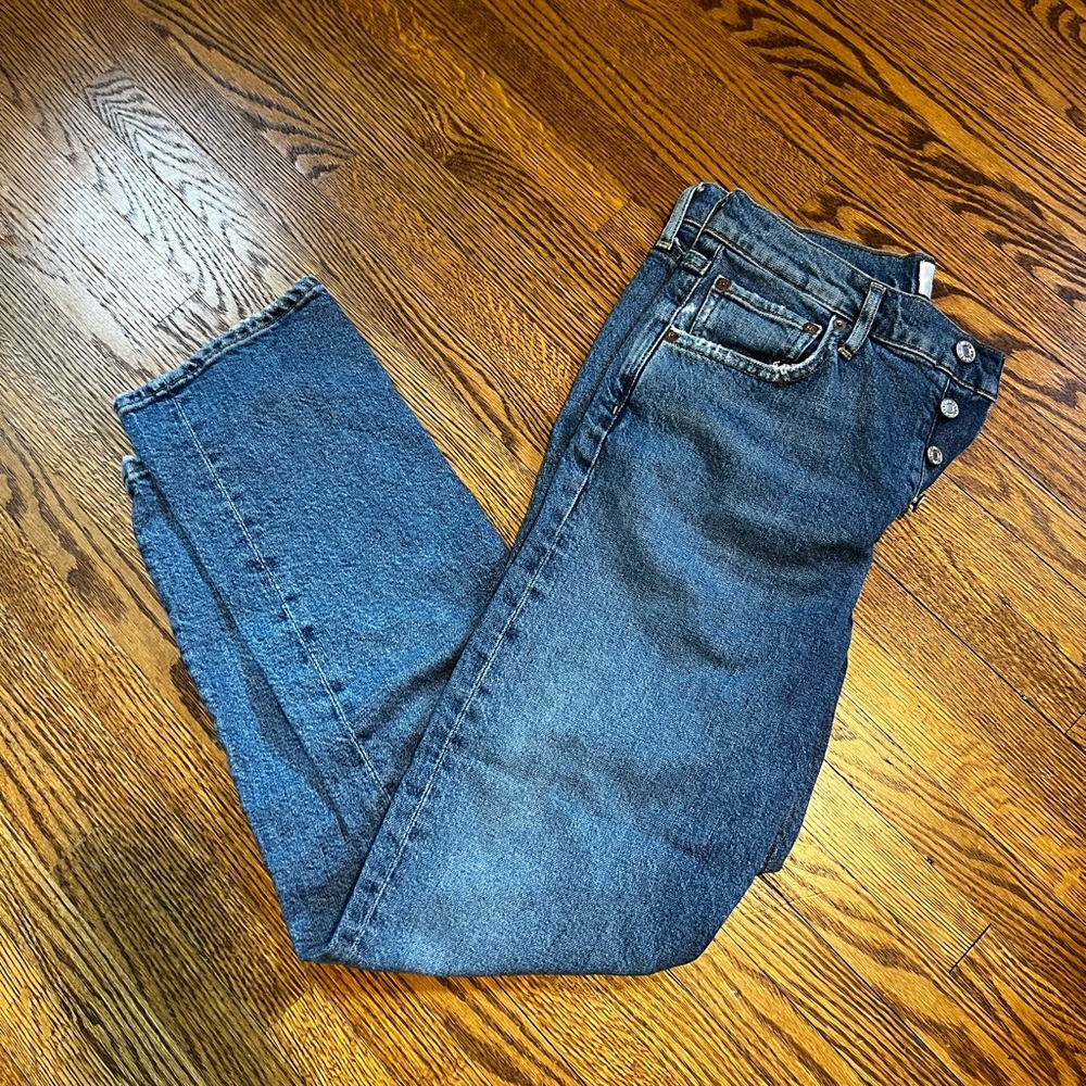 Agolde size 26 Riley crop
